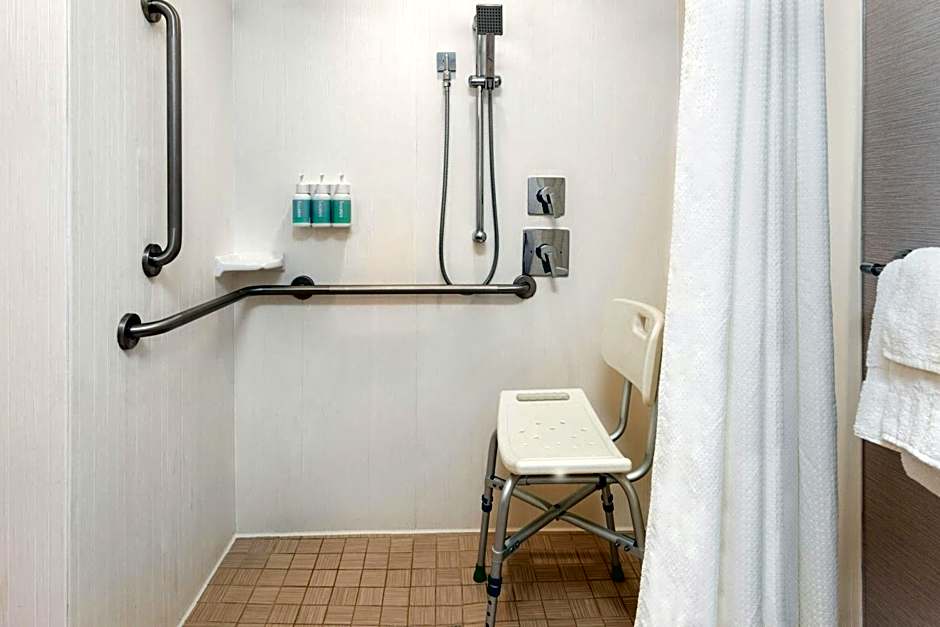 Courtyard by Marriott Buffalo Downtown/Canalside