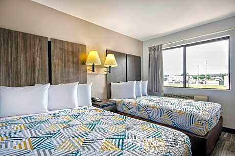 2 Full Beds | Non-Smoking, Micfridge