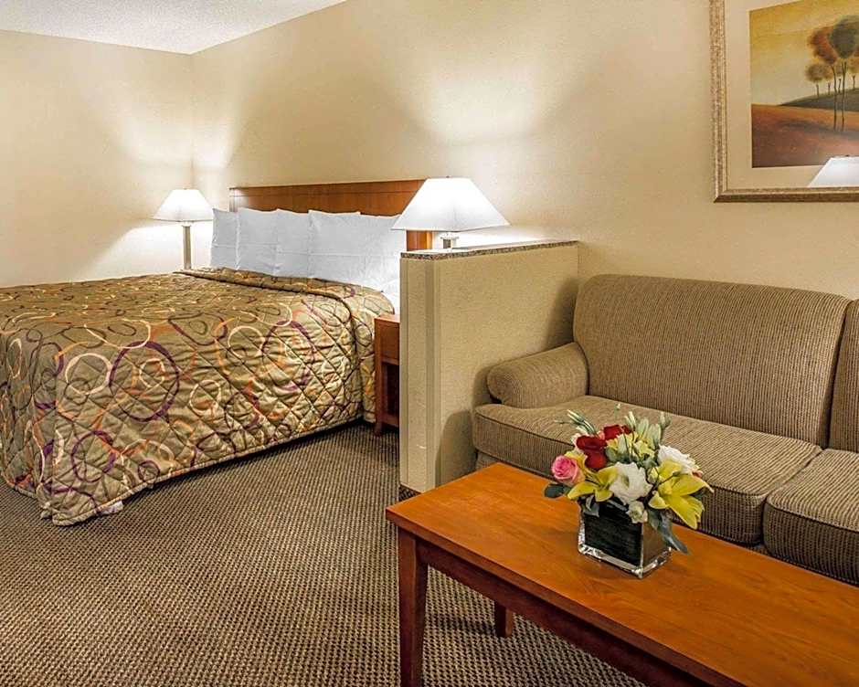 California Inn and Suites Bakersfield