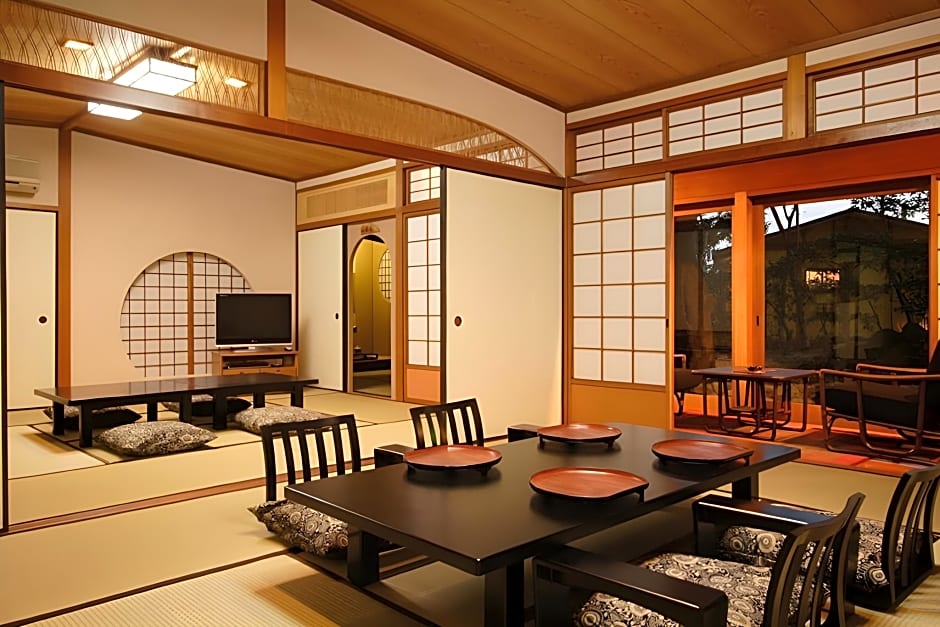 Kappo Ryokan Kannawa Bettei