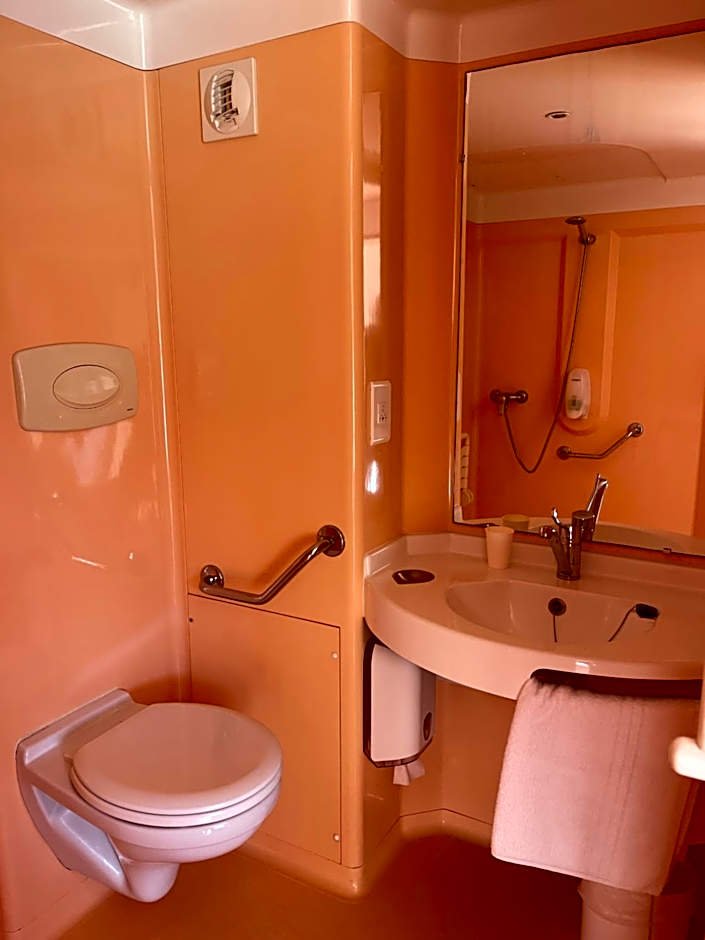 Premiere Classe Amiens - Glisy