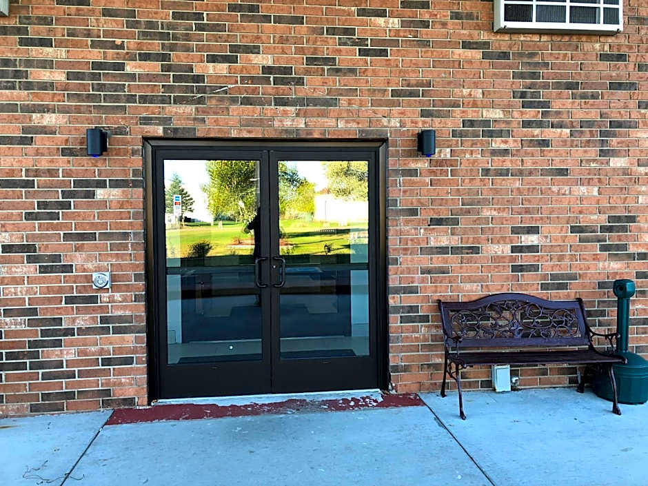 Super 8 by Wyndham Plover Stevens Point Area