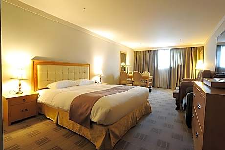 Standard Deluxe Room