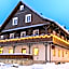 Apartmán-Hotel Jítravský Dvorec