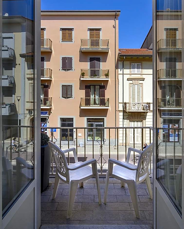 City Hotel