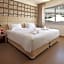 Melpo Antia Hotel & Suites