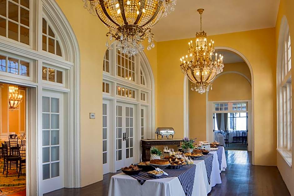 Grand Galvez Resort, Autograph Collection