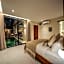Brandnew tropical 3BR Villa with pool in Seminyak