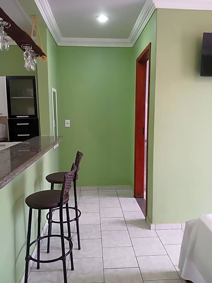 Paradise Hostel e Suítes