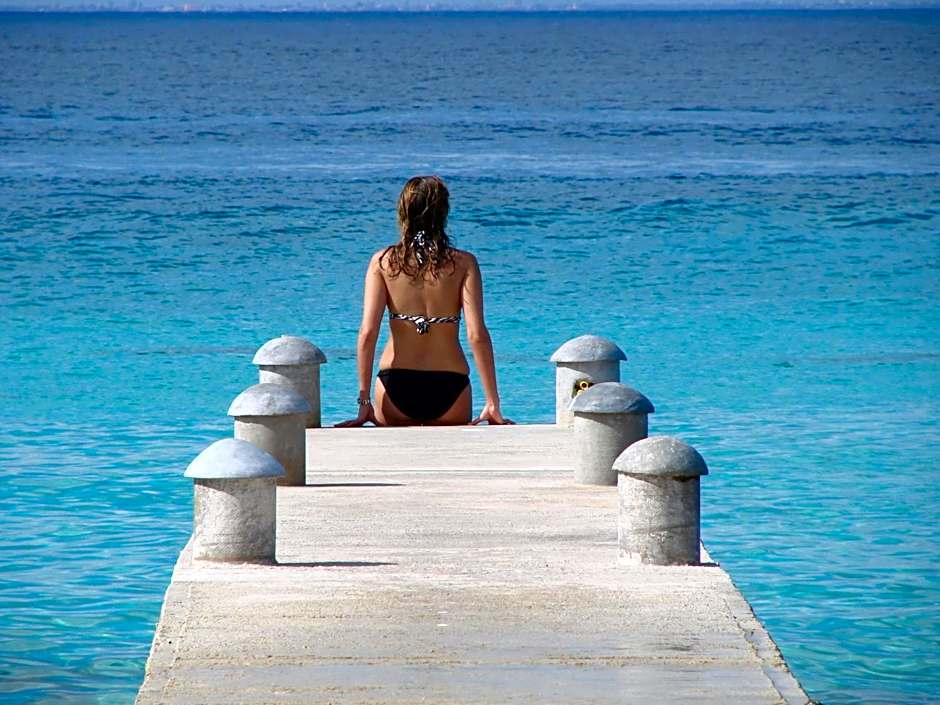 Playa Azul Golf & Beach Resort