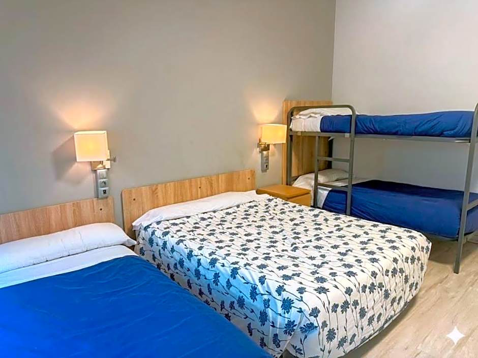 Residencia Albergue Jaca