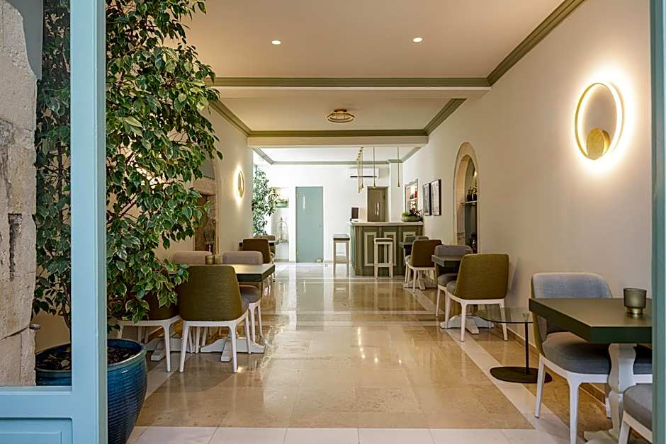 Mythos Suites Boutique Hotel