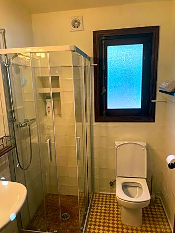 Standard Twin Room with Garden View