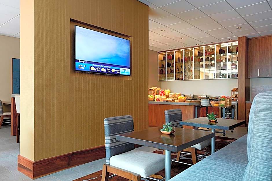 Calgary Marriott Downtown Hotel