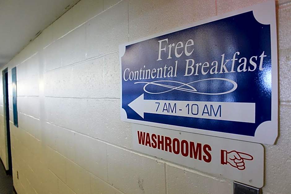 Howard Johnson by Wyndham Woodstock NB