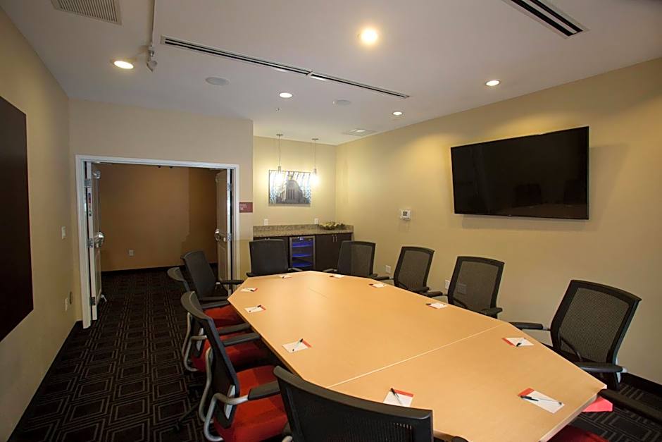 TownePlace Suites by Marriott Lincoln North