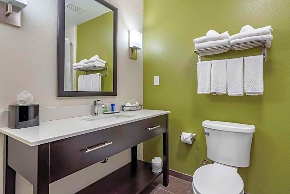 Redwood inn & Suites Crosby