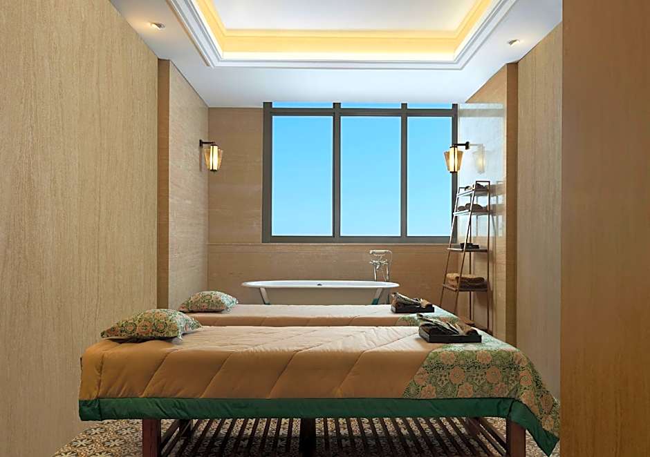 Hotel Tentrem Semarang