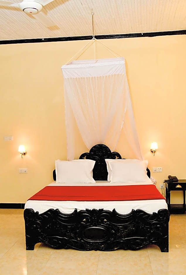 Forodhani Park Hotel