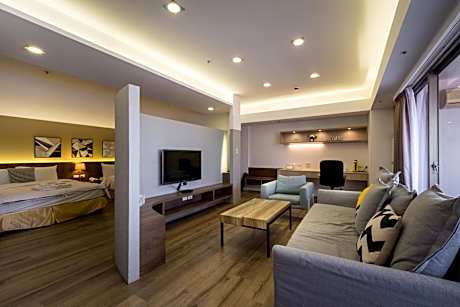 Deluxe Family Room with City View