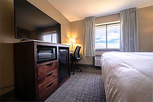 Cobblestone Inn & Suites - Trenton