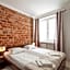 Avion Hotel