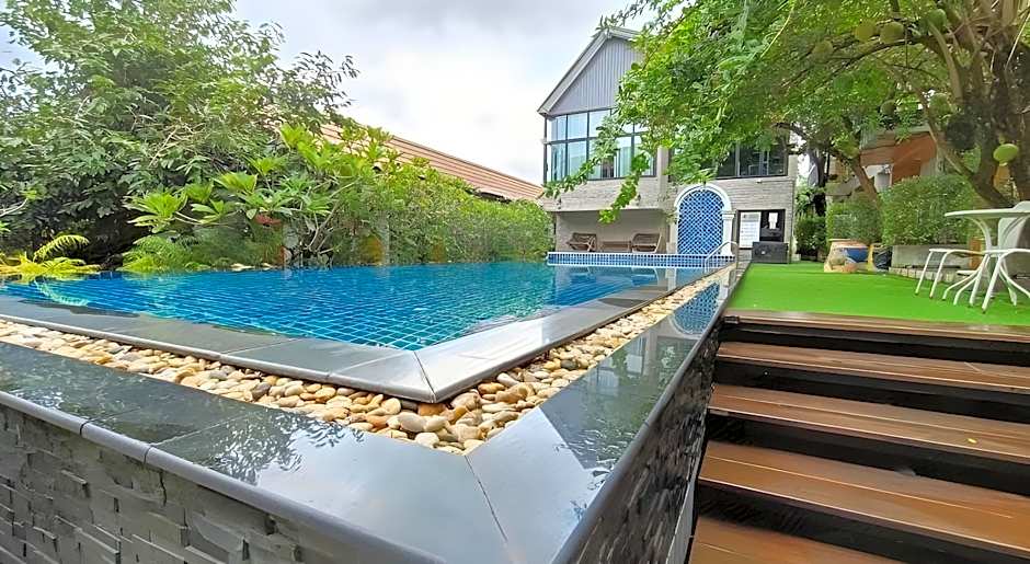 Aen Guy Boutique Hotel