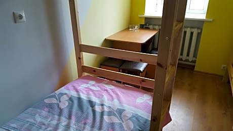 Bed in 4-Bed Mixed Dormitory Room