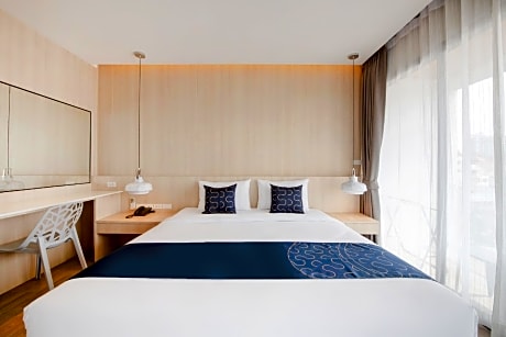 Blooming Hill Boutique Suites