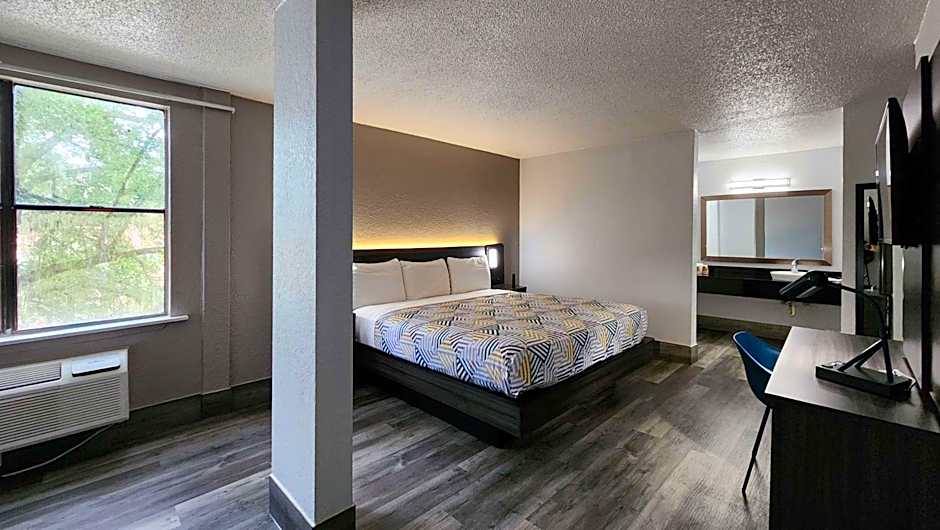 Motel 6 Houston, TX - Medical Center - NRG Stadium