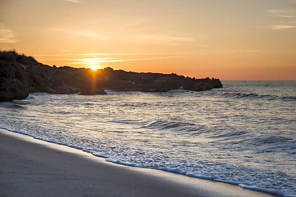 HOLIDAYLAND BAIE DES OLIVIERS VILLA 36m2 1chambre fermée 6 couchages ou VILLA 41M2 2chambres fermées 7 couchages