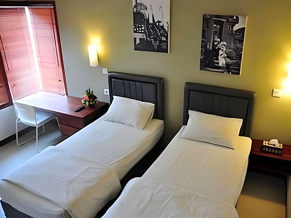 Kuta Legian Inn