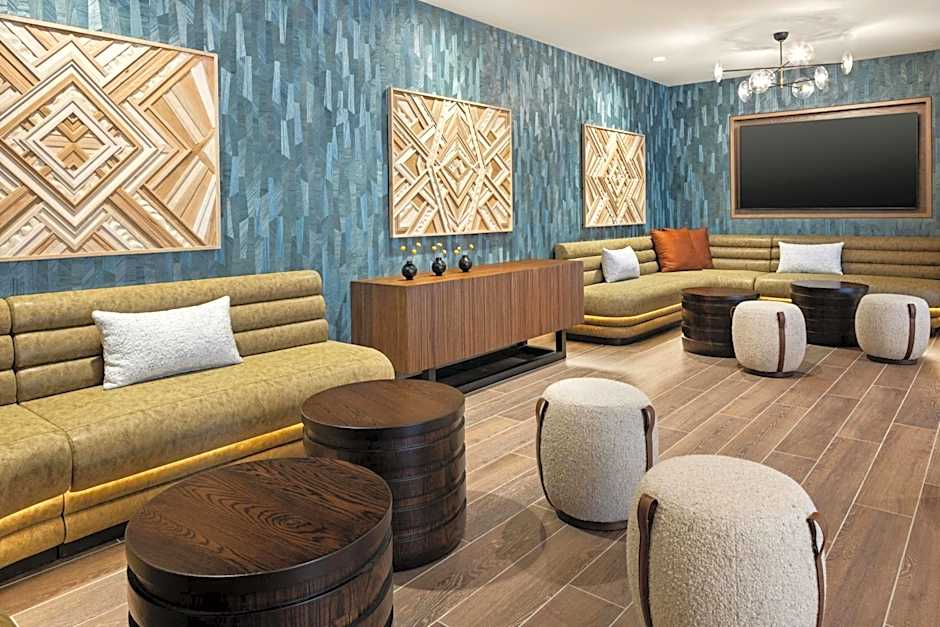 Oshkosh Marriott Waterfront Hotel & Convention Center