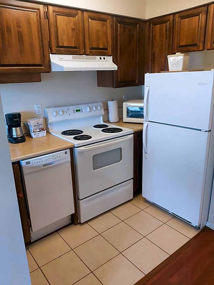 Heron's Landing Hotel