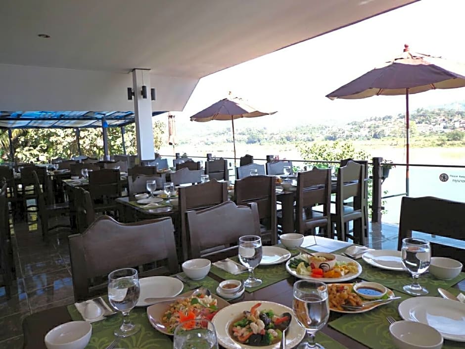 Namkhong Riverside Hotel