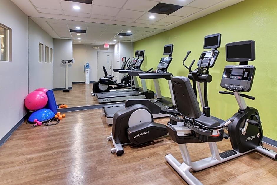 Holiday Inn Express West Palm Beach Metrocentre By IHG