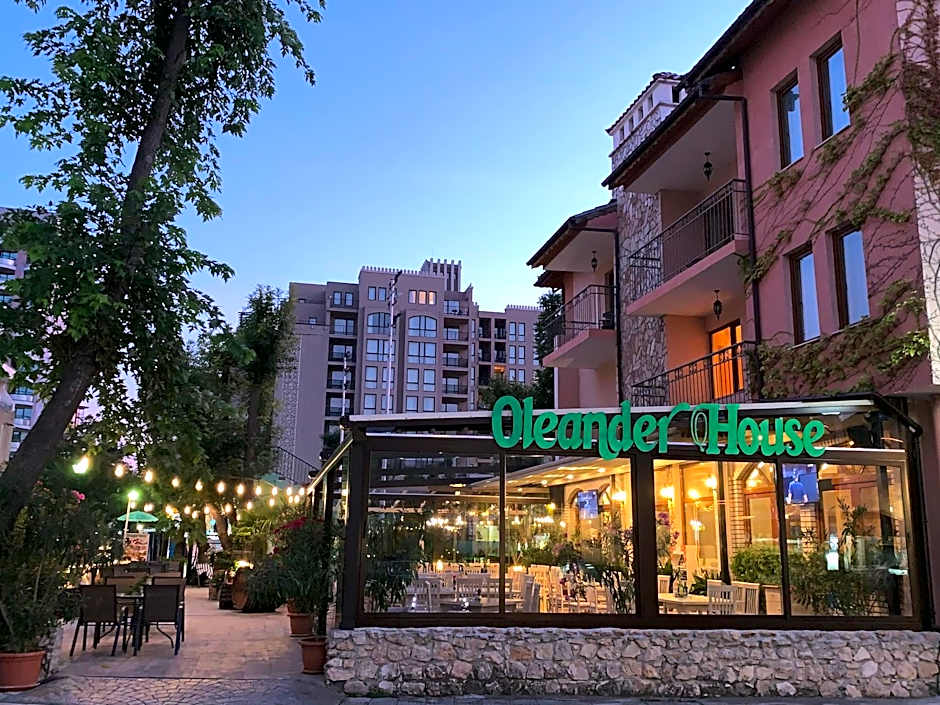 Oleander House and Tennis Club