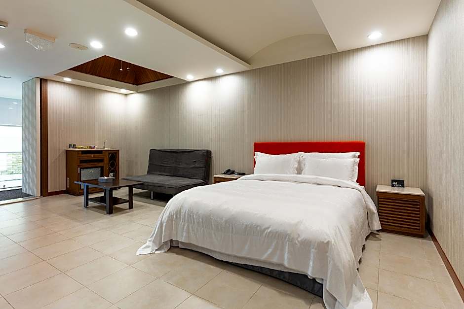 OHYA Boutique Motel-Shin-Ying Branch