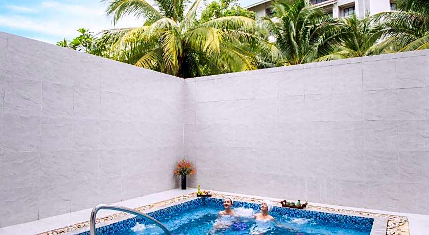 Wyndham Grand Phu Quoc