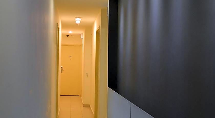 Putra One Avenue Hotel