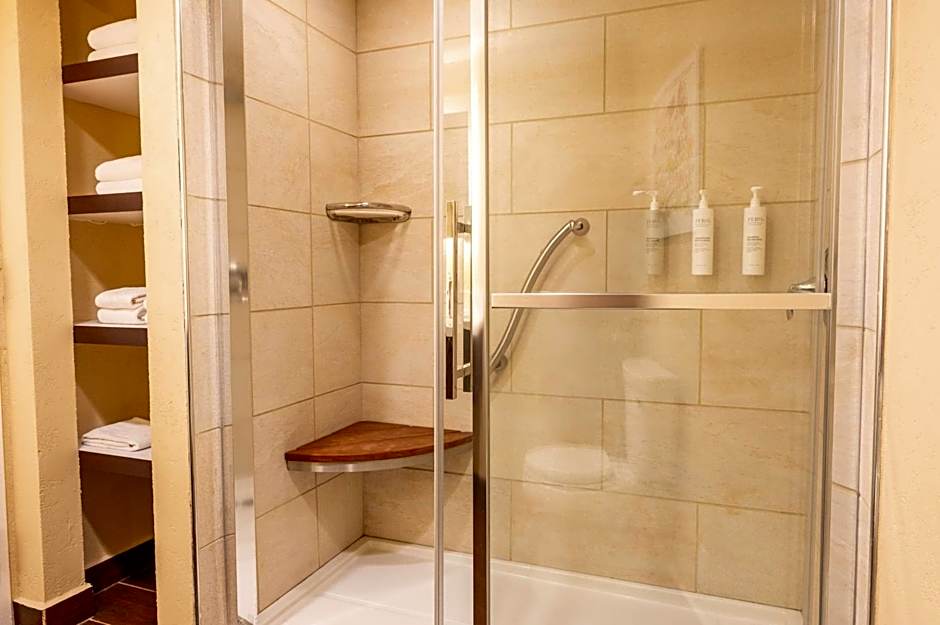 Hampton Inn By Hilton And Suites San Juan