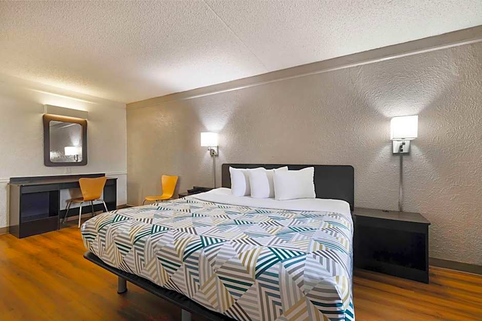 Motel 6-Beaumont, TX