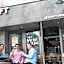 GrapeHouse Koenji - Hostel, - Caters to Women