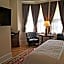 Morris House Hotel - Bed And Breakfast