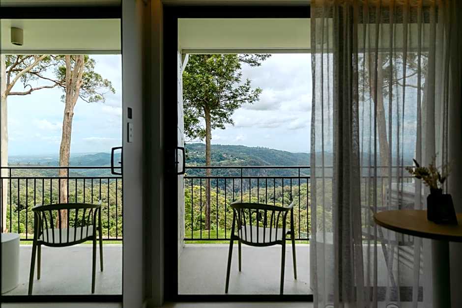 The Tamborine - Boutique Hotel