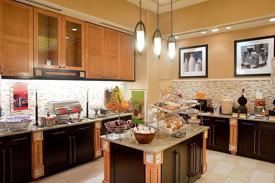 Hampton Inn By Hilton & Suites St. Petersburg/Downtown