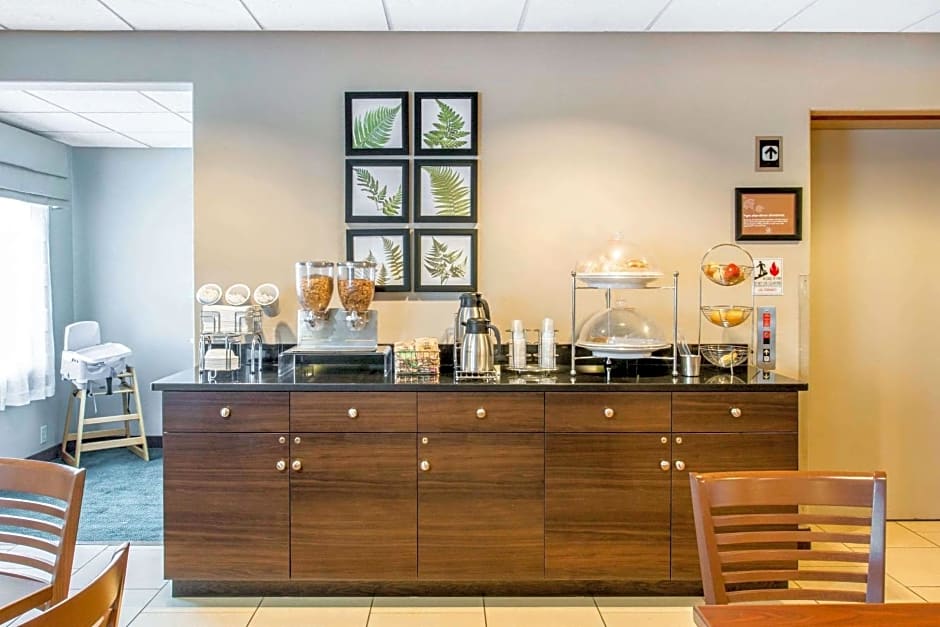 Sleep Inn & Suites Oregon - Toledo