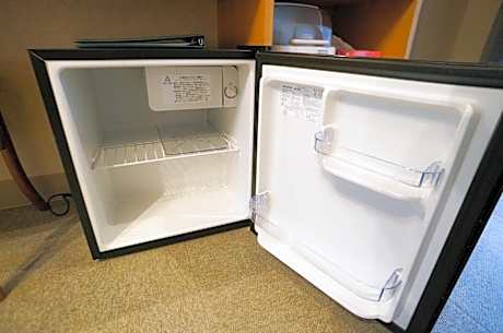 Japanese-Style Twin Room with Shared Bathroom