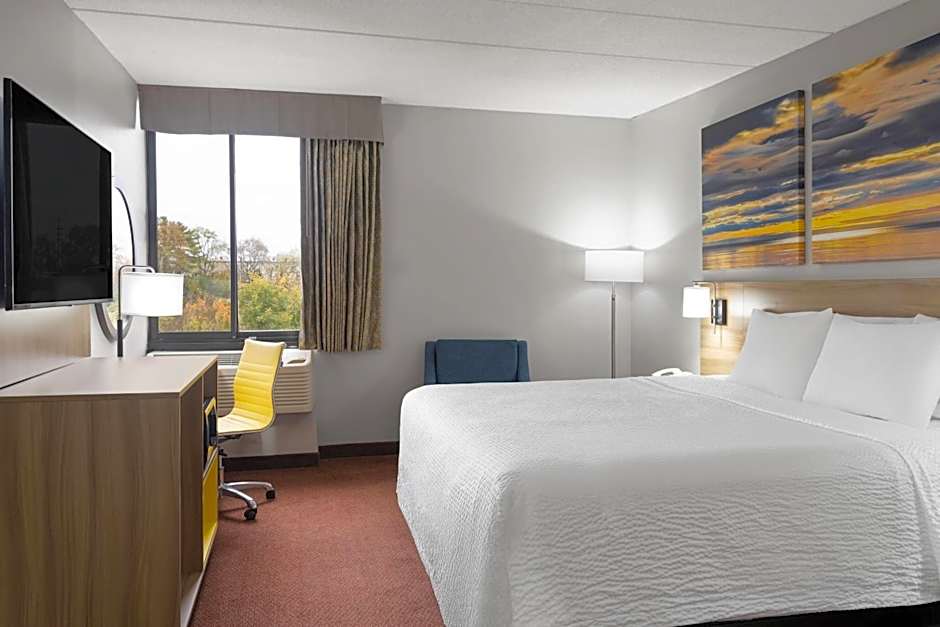 Days Inn by Wyndham Hagerstown I-70