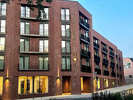Central Hotel